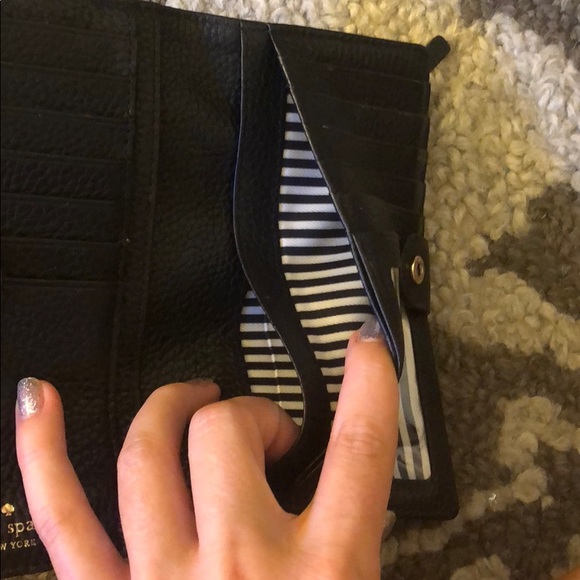 Kate Spade wallet - Picture 5 of 6